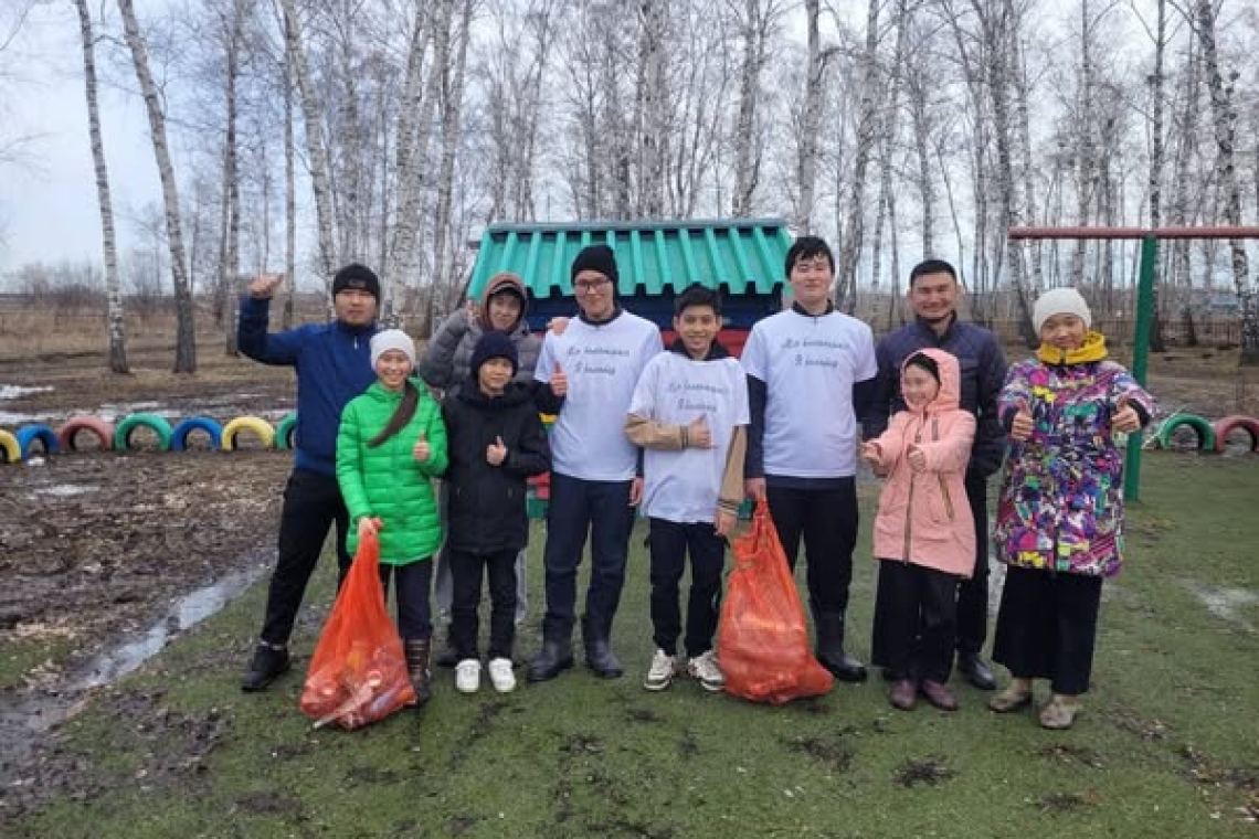 Волонтеры Рудной средней школы приняли участие в акции "Таза Қазақстан"